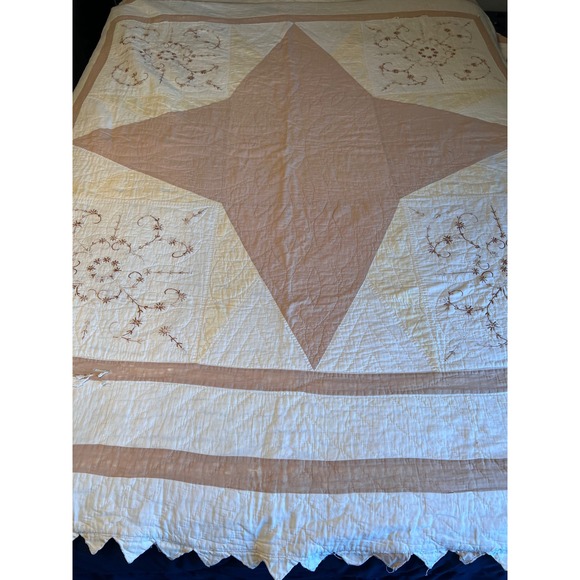 Antique Handmade Star Quilt Floral Embroidery Scalloped Edge Pink Cream 71x79